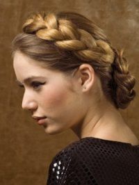 1012__200x400_braided_updo_thumb.jpg